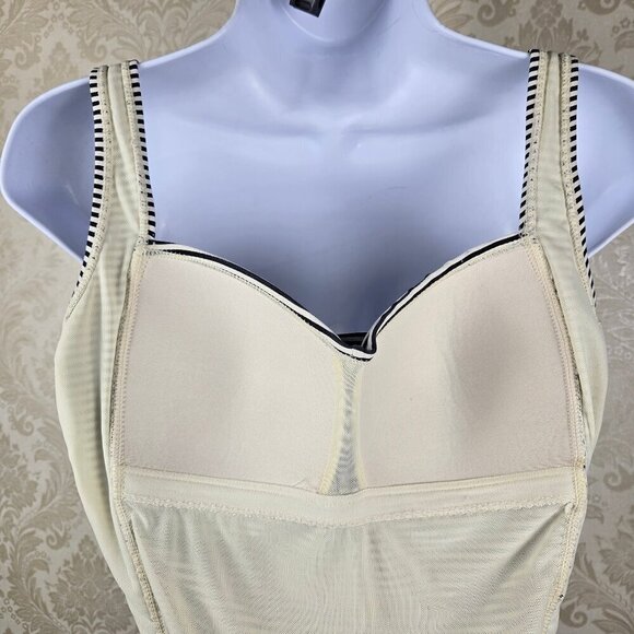Nip Tuck Swim Sz 6 Tankini Top Black White Horizontal Stripes Ruching Adj Straps - Picture 7 of 10